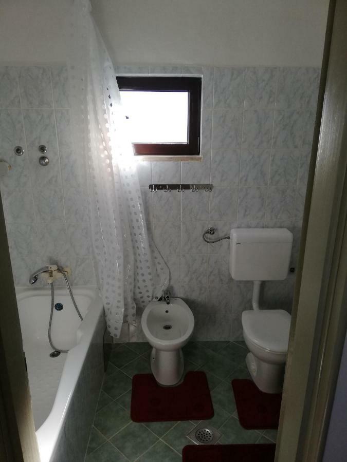 Family Apartman Luka Apartment *